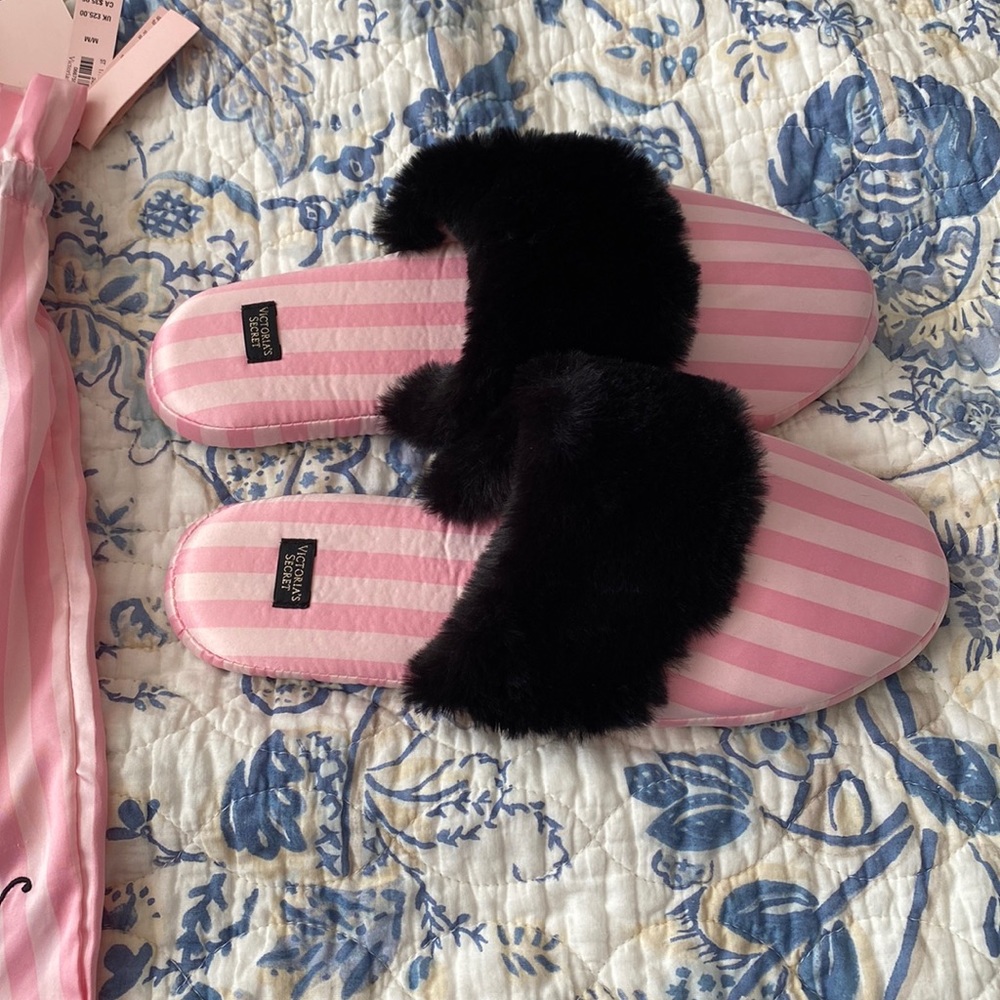Brand new Victoria secret slips with dust bag